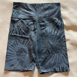 32 Degrees Black Tie-Dye High-Waist Athletic Bike Shorts